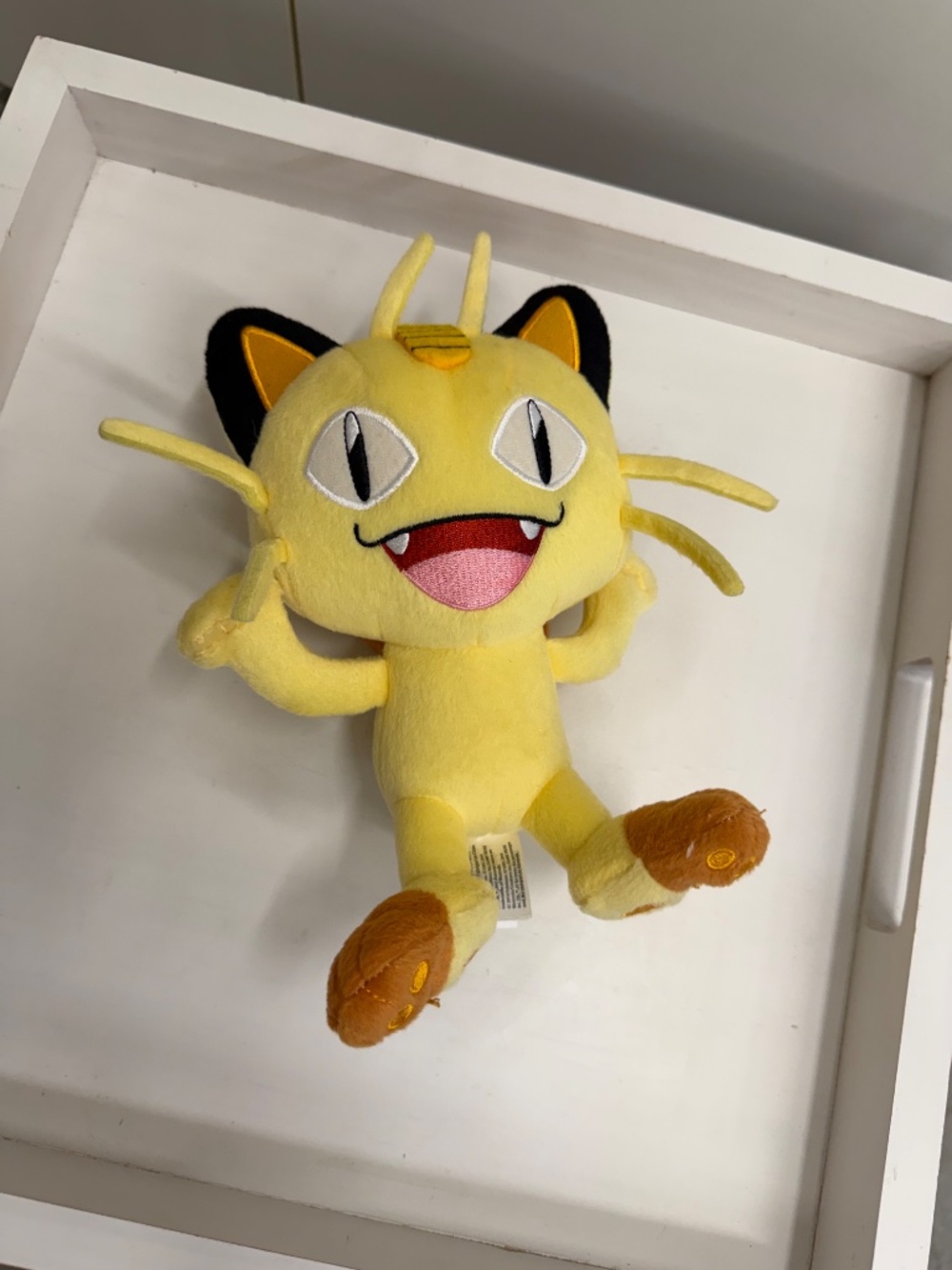 Pokemon Stuffed Toy- Meowth - Picture 8 of 8